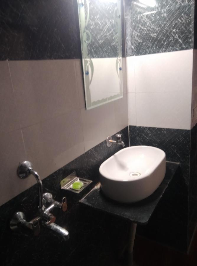 Corbett Bhavesh Home Stay Jhirna Exterior foto